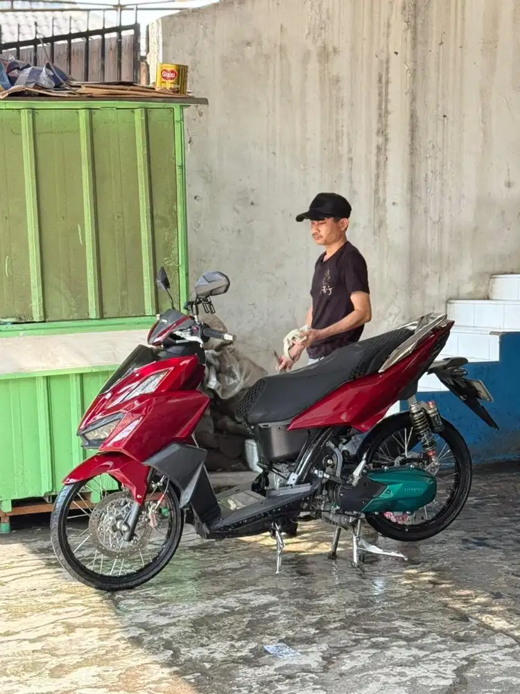 DI JUAL VARIO 160 CBS 2022 ( 2 SPEK )