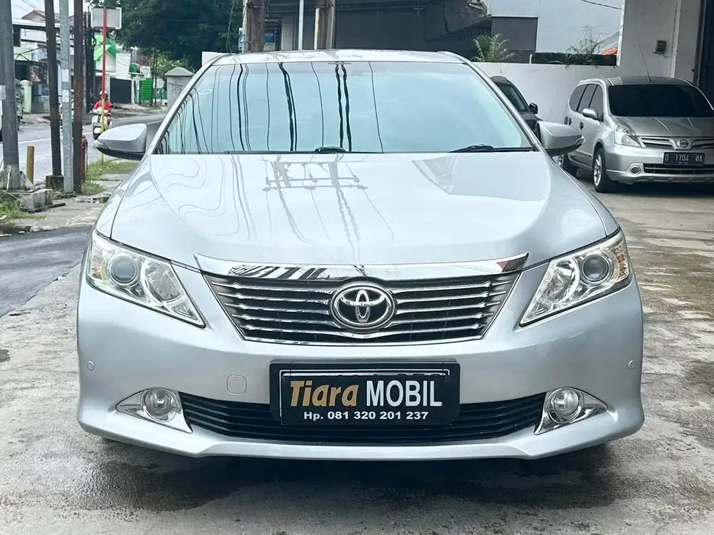 Toyota Camry 2.5 V Automatic Th 2012