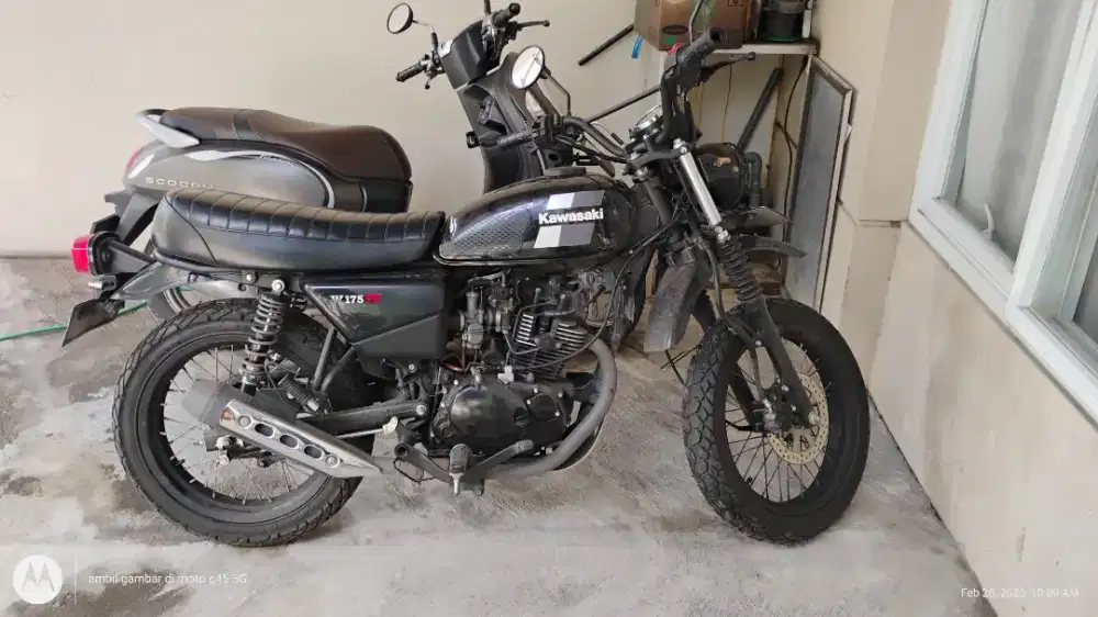 Kawasaki W175TR
