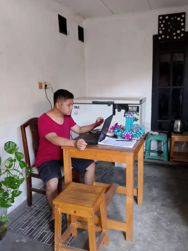 Loker admin toko online