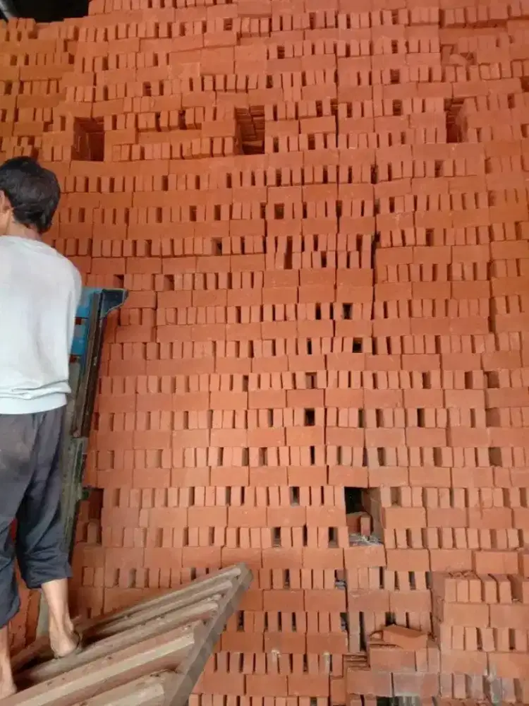 Bata Merah Pres Garut