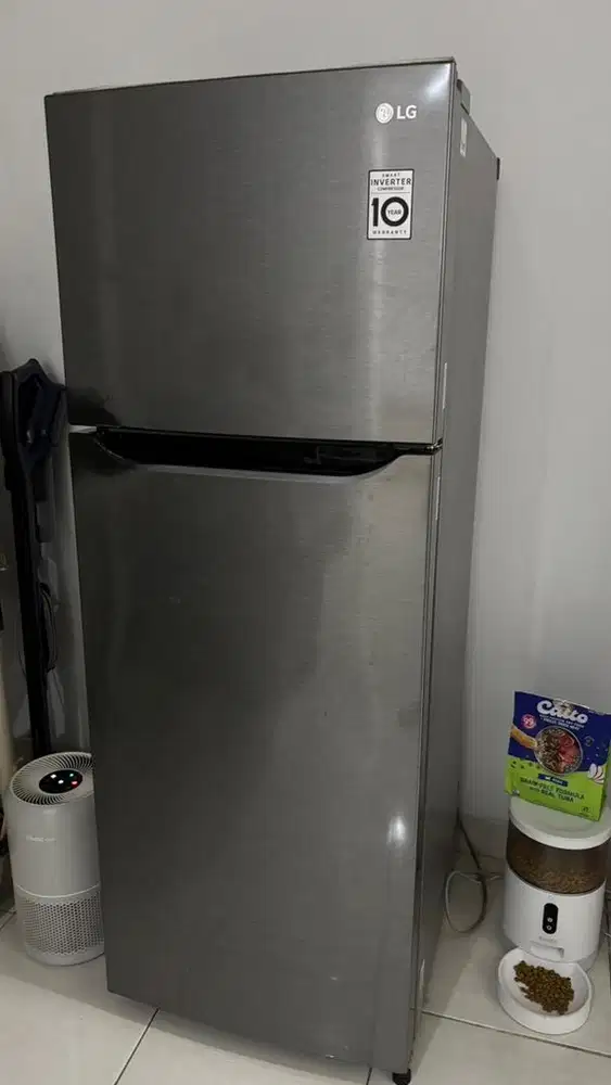 Kulkas LG 2 Pintu 209L