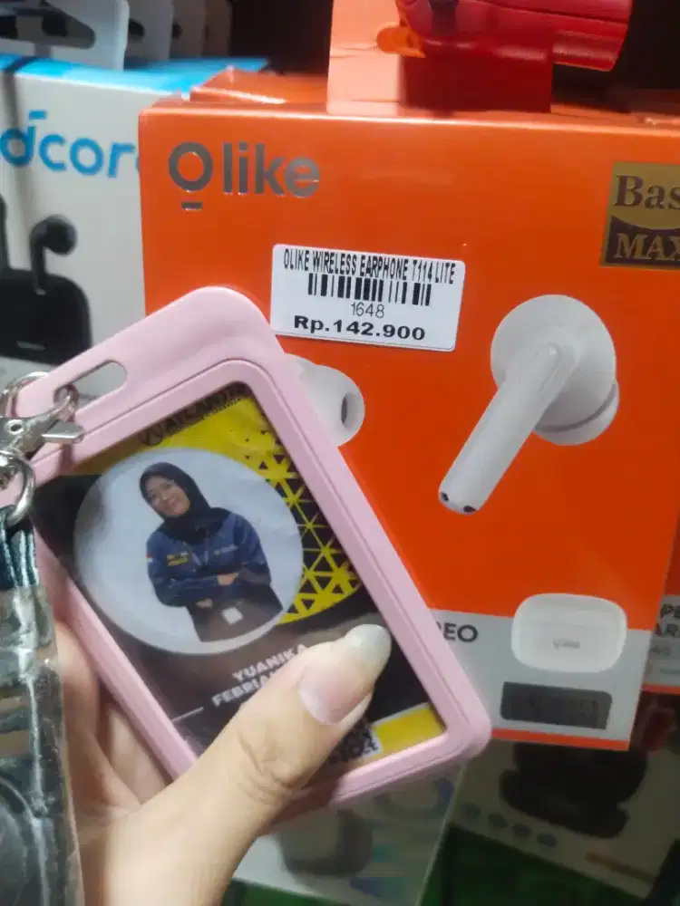 OLIKE WIRELESS EARPHONE
T114 LITE