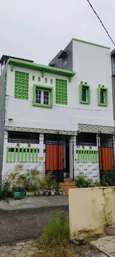 Rumah unik bebas banjir