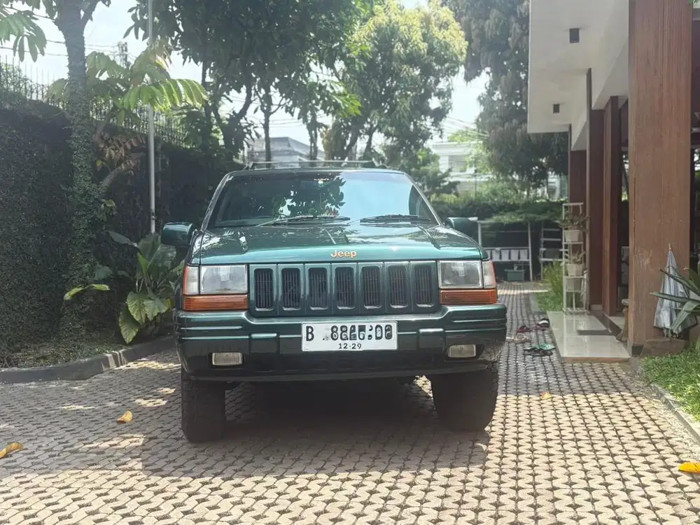 Grand Cherokee ZJ Pristine Condition!!
