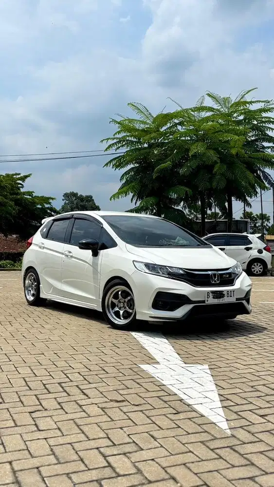Honda Jazz RS 2019 mulus