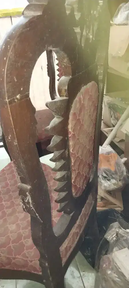 Kursi kayu ukiran sepasang