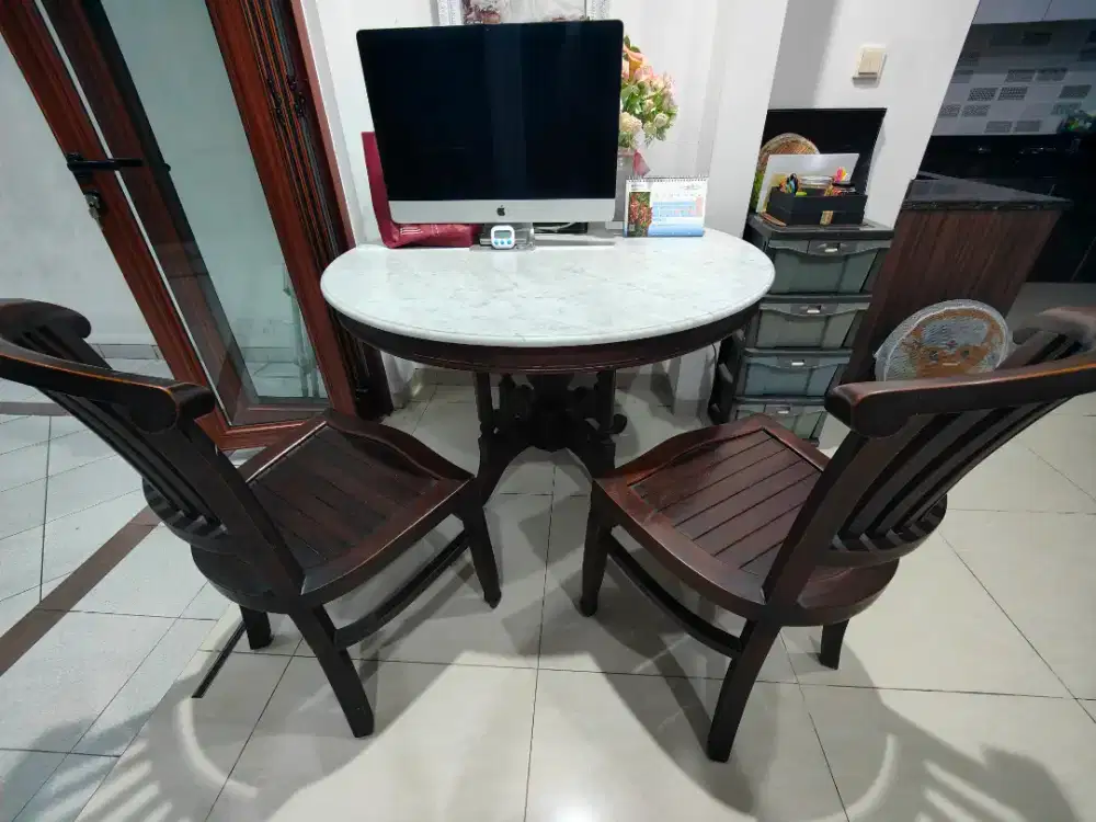 [DIJUAL CEPAT] Meja marmer antik dia.120cm + FREE 5 kursi kayu jati