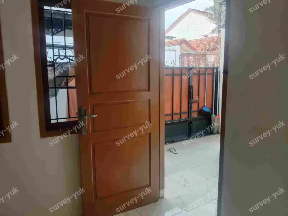 Rumah Murah Lt 55 m2 Pinggir jalan Bambu Apus