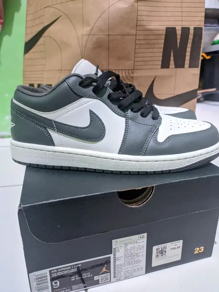 sepatu air jordan 1 low like new original