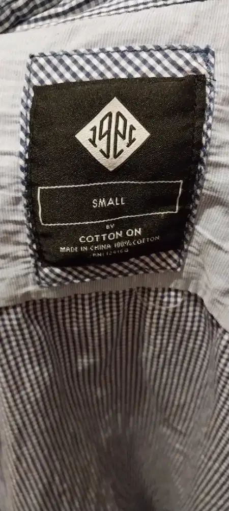 Kemeja kotak2 biru S