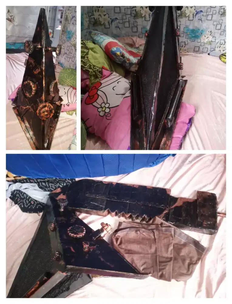 DIJUAL COSTUME PYRAMID HEAD