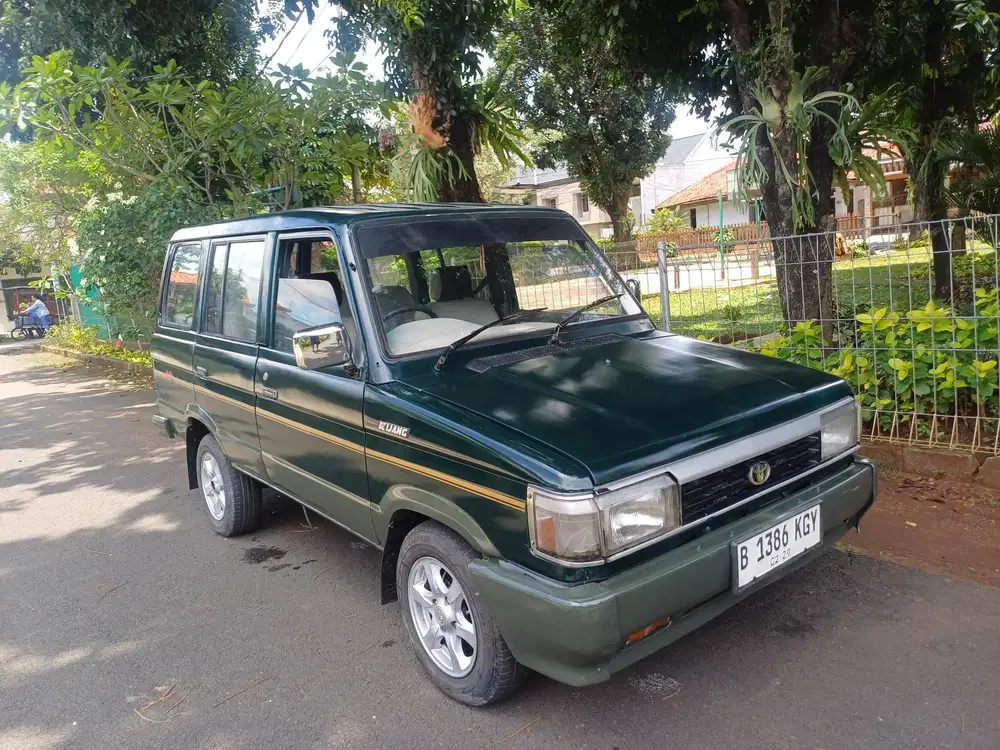 Toyota Kijang Jantan 1995 Bensin