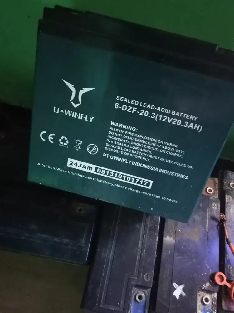 Aki Motor Listrik Uwinfly