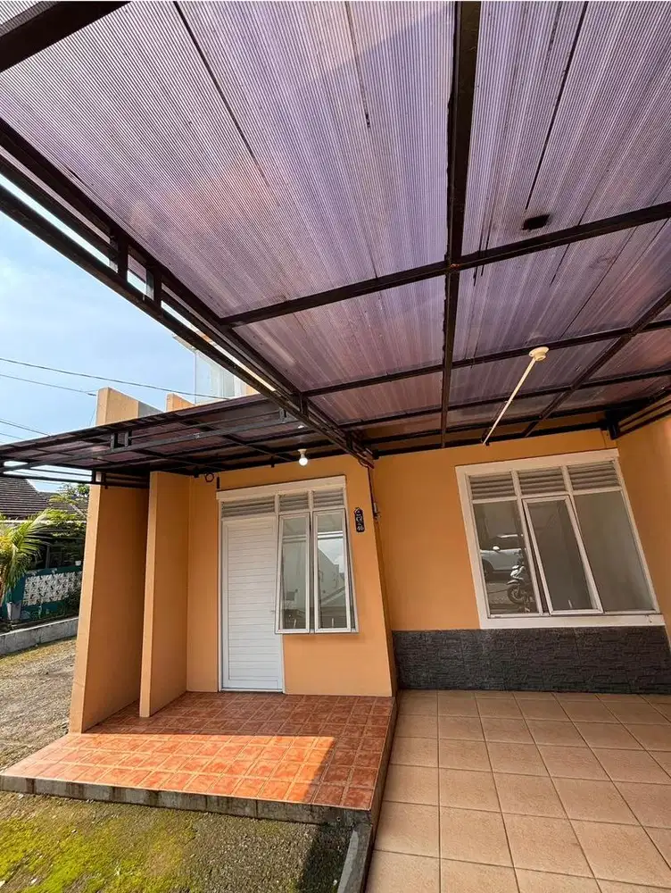 Disewakan rumah kondisi langsung huni dan terawat