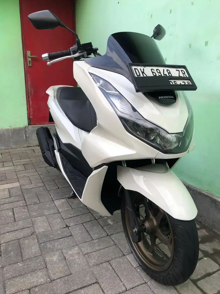 Honda PCX ABS Th.2023 Putih!!
