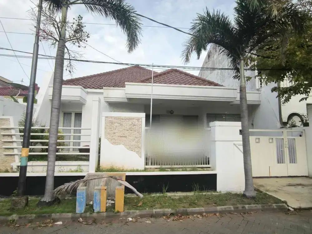 Dijual Rumah semin furnished siap Huni Terawat Klampis