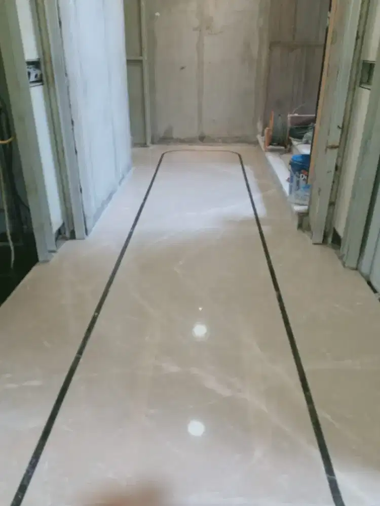 Tukang Pasang Marmer, Quadra, Granit. Kontraktor Bangun Rumah Mewah