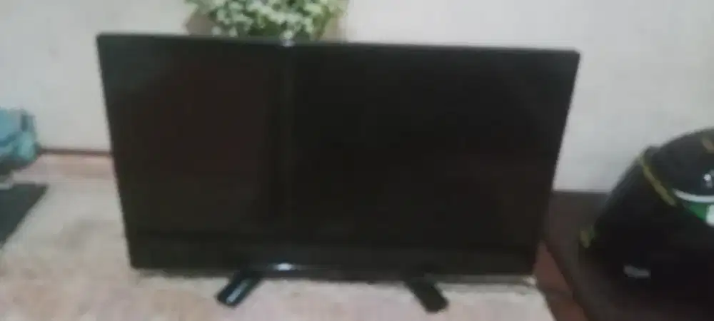 Dijual TV Sharp LED model LC -24LE1701