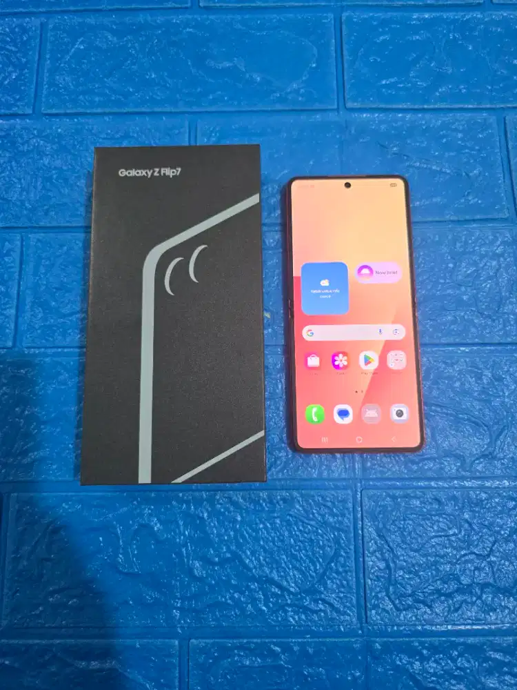 Samsung Z Flip 7 5G 12/256gb Mulus Normal