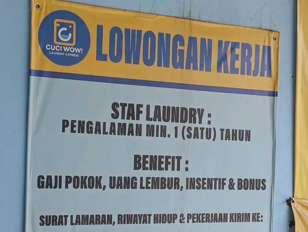 Loker Laundry khusus yang bisa setrika uap