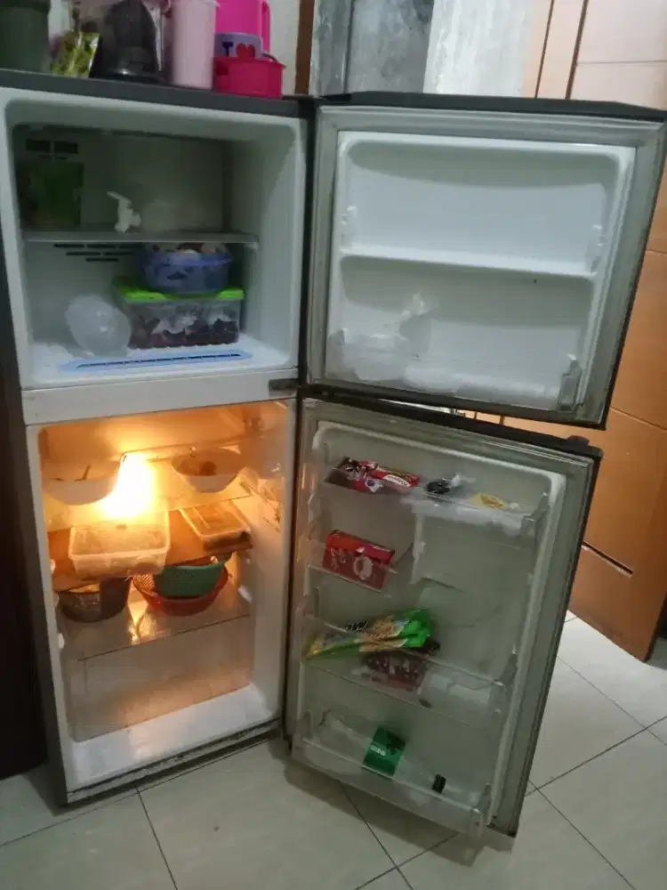 Kulkas lG 2 pintu mesin ori normal