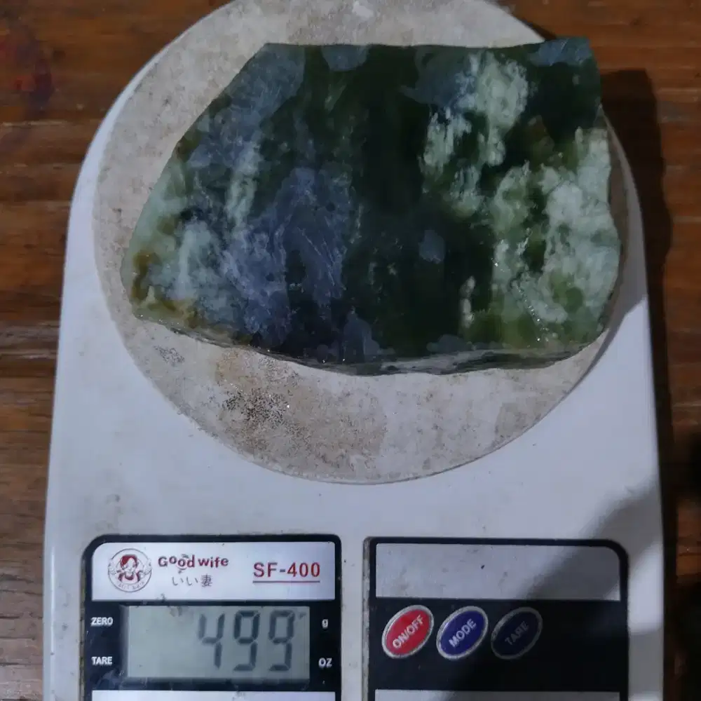 Bahan rough batu idocrase giok aceh