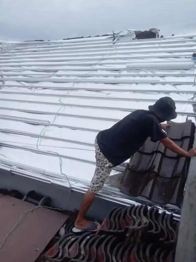 Renopasi atap baja ringan