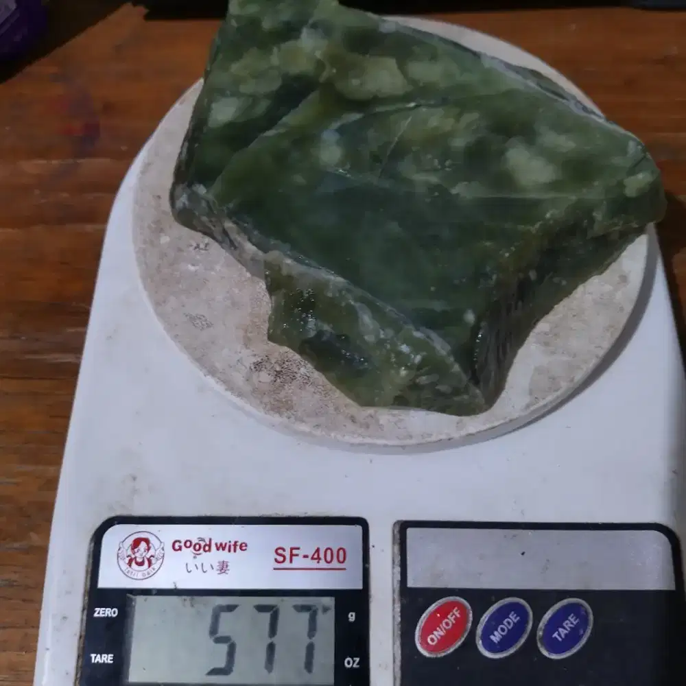 Rough bahan batu idocrase giok aceh