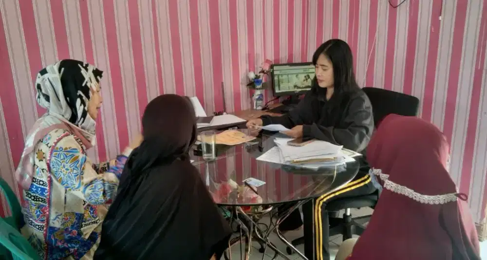 Pembantu & baby sitter