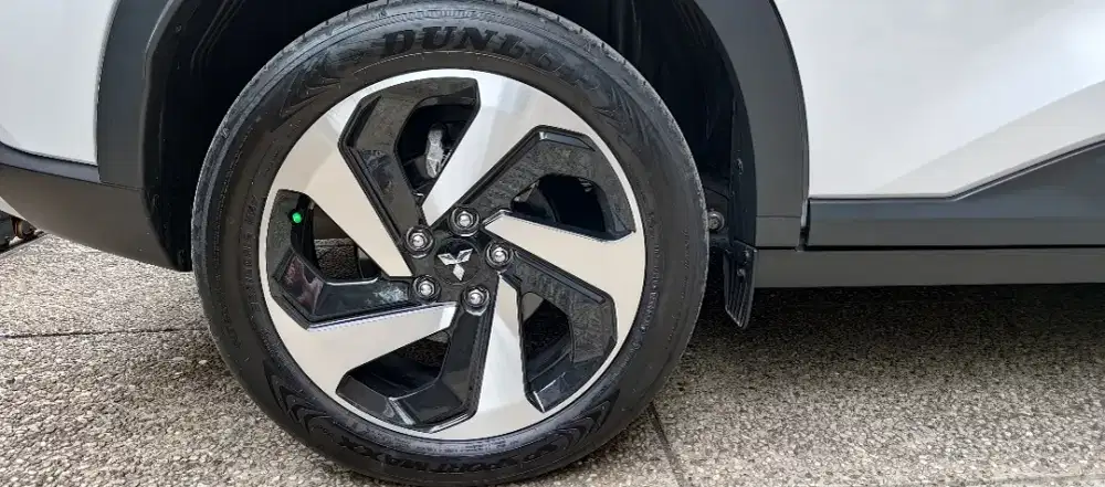 Dunlop sp sport maxx 060 225 50 r18 dot 2025