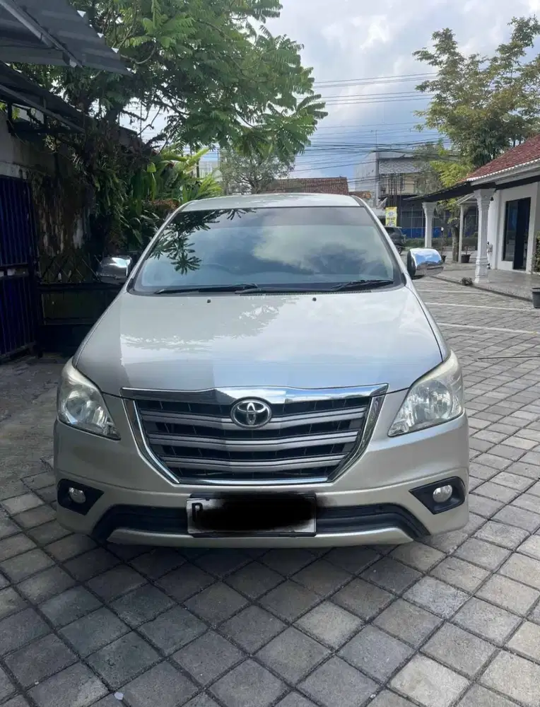 TOYOTA INNOVA G 2.5 DIESEL AT TH 2014