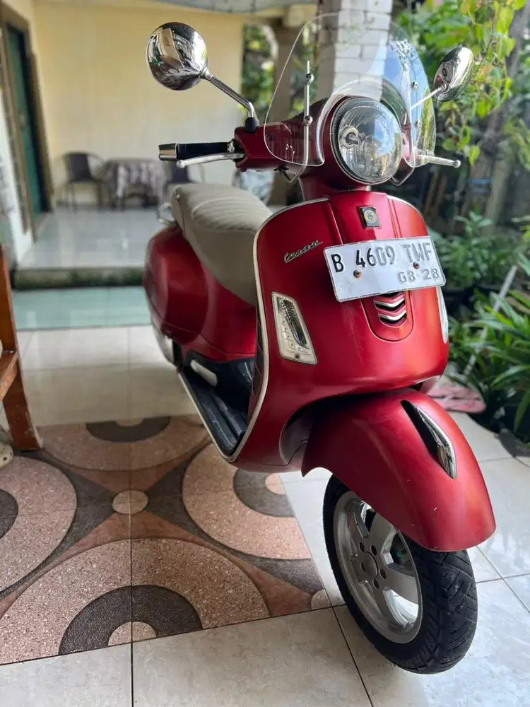 vespa gts 4v 2018 iget red