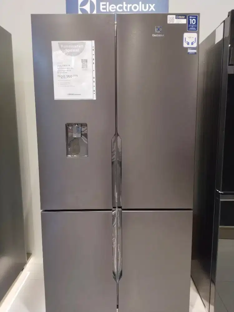 KULKAS ELECTROLUX MULTIDOOR 562LTR