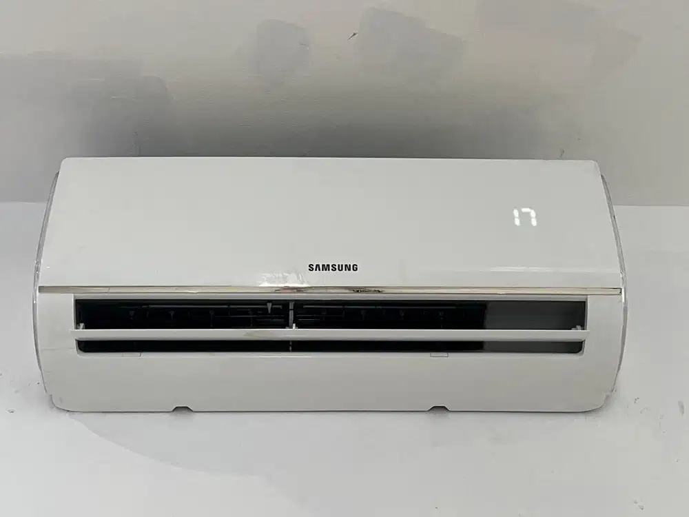AC Samsung 1/2 PK low watt