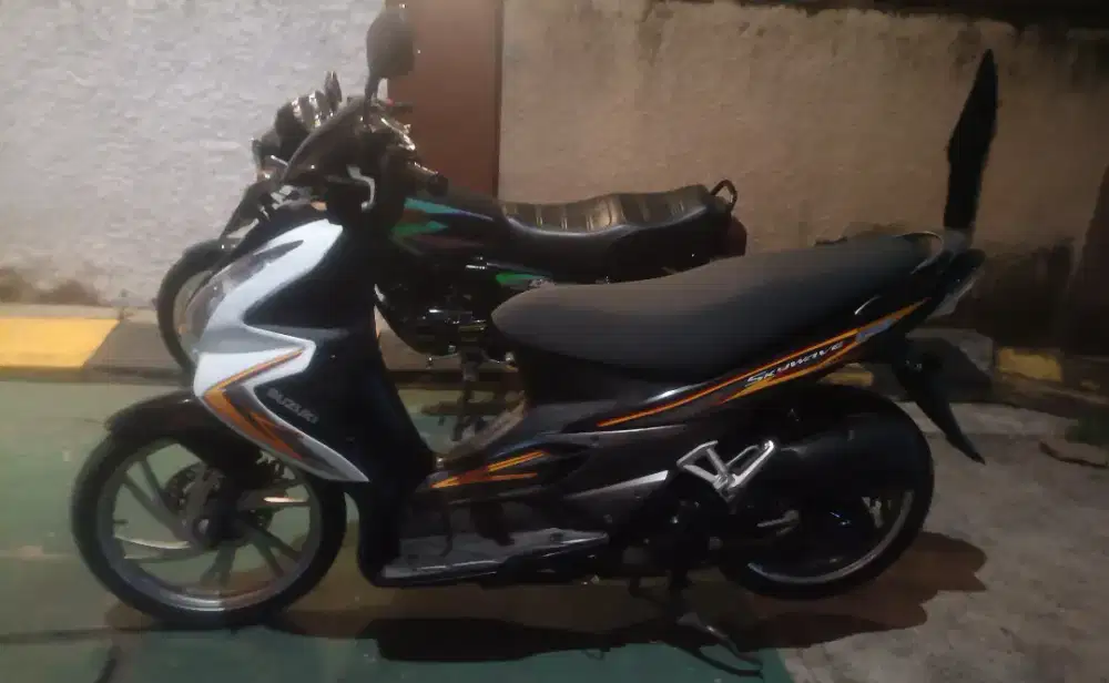 SUZUKI SKYWAVE 2009