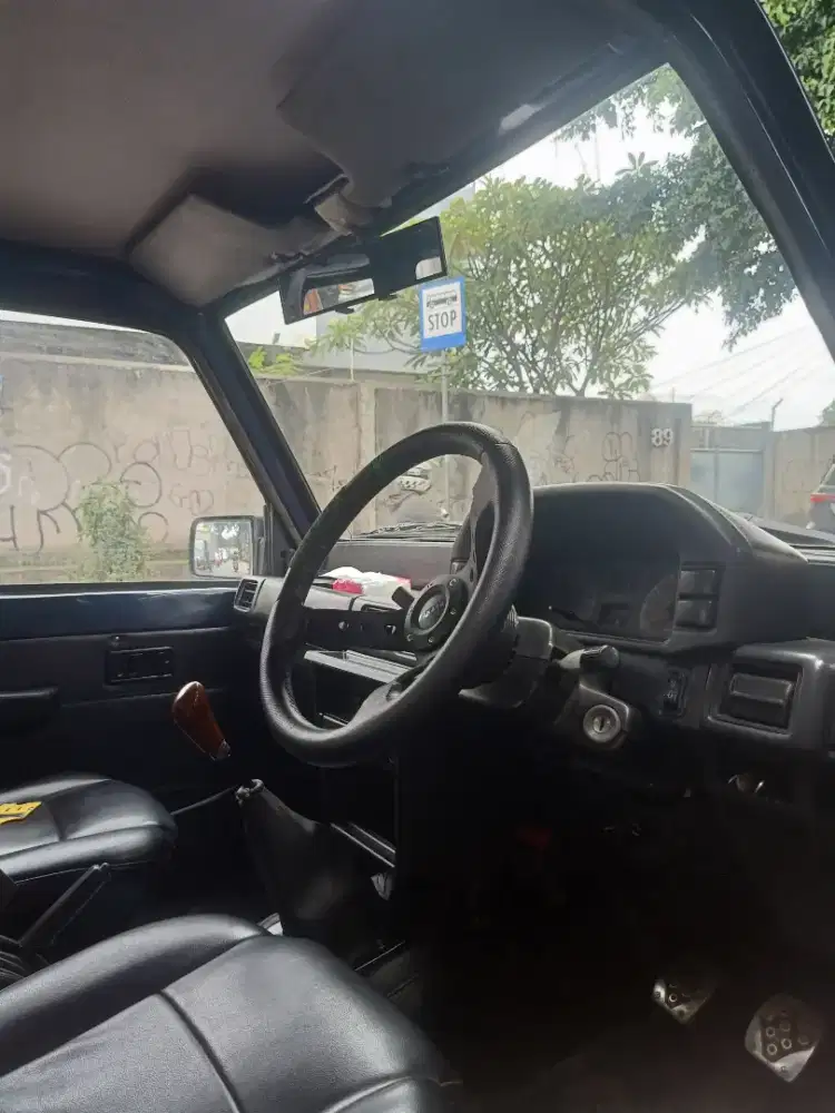 Bengkel mekanik mobil