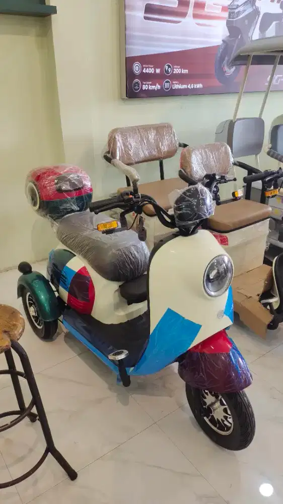 Sepeda Listrik saige aurora roda 3