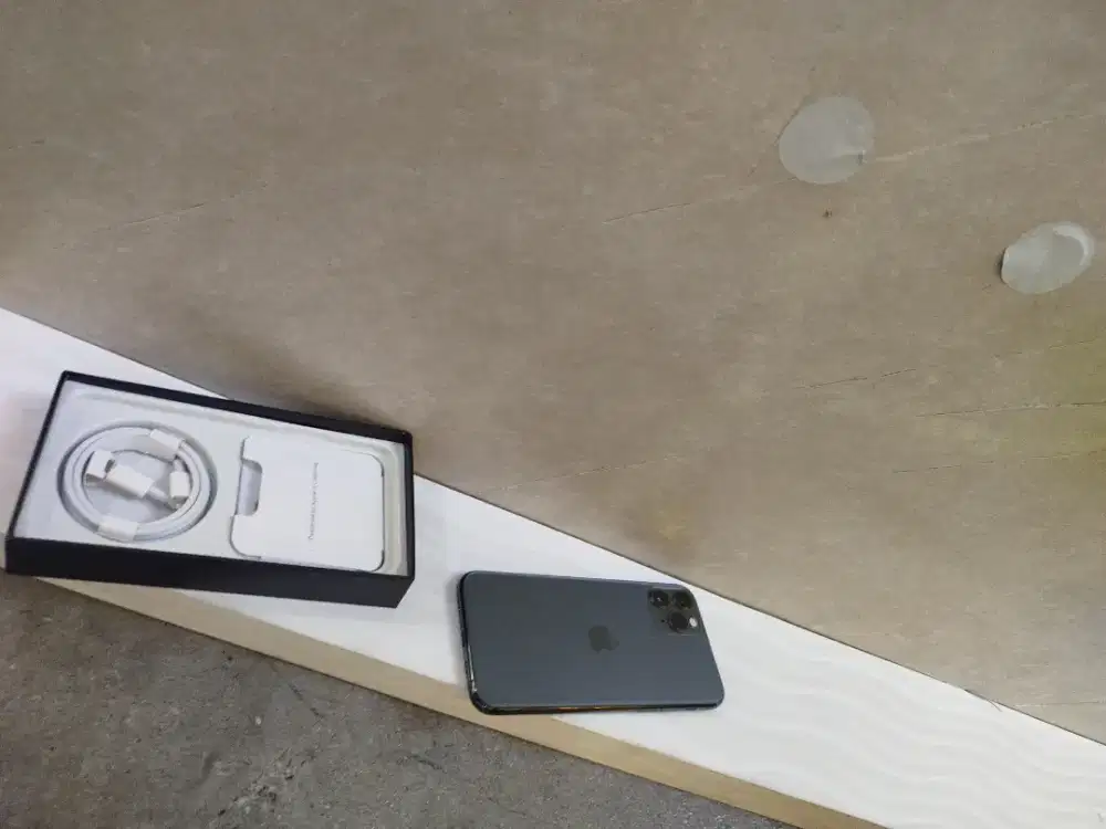 iPhone 11 pro 256gb sepek idaman semua