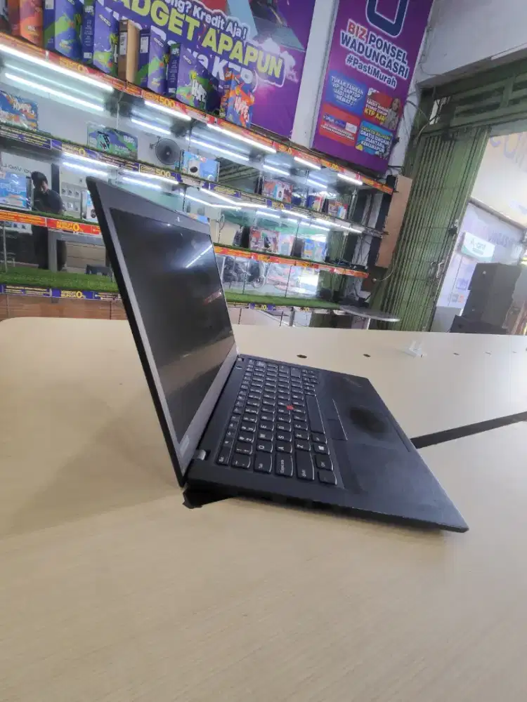 Promo kredit laptop cuma ktp saja // free accessories dan aplikasi