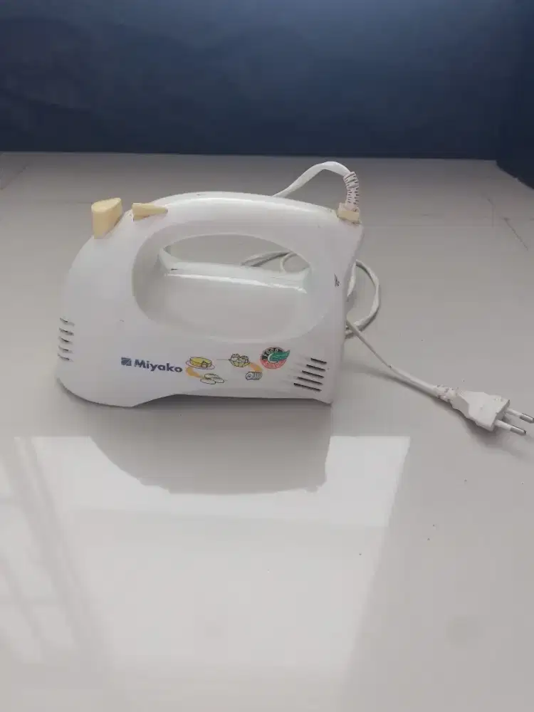 Hand mixer miyako bekas