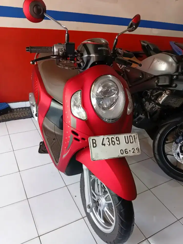 SCOOPY PRESTIGE KREDIT MURAH DP 500RIBU