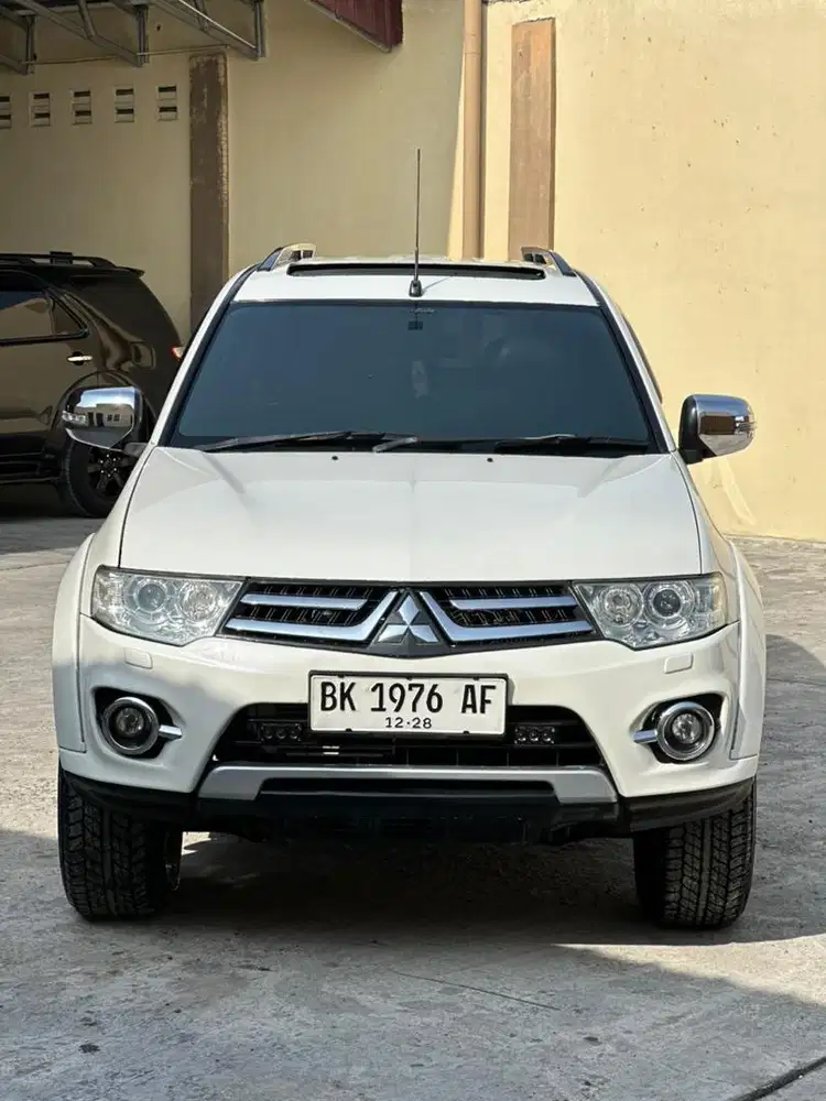 Mitsubishi pajero sport dakar at matic 2014