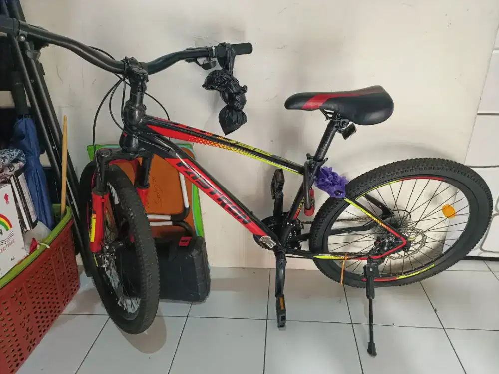 Sepeda Gunung Fastron ( edisi jarang dipakai )