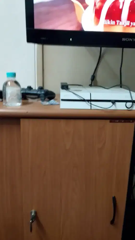 PlayStation 4 Fat Glacier