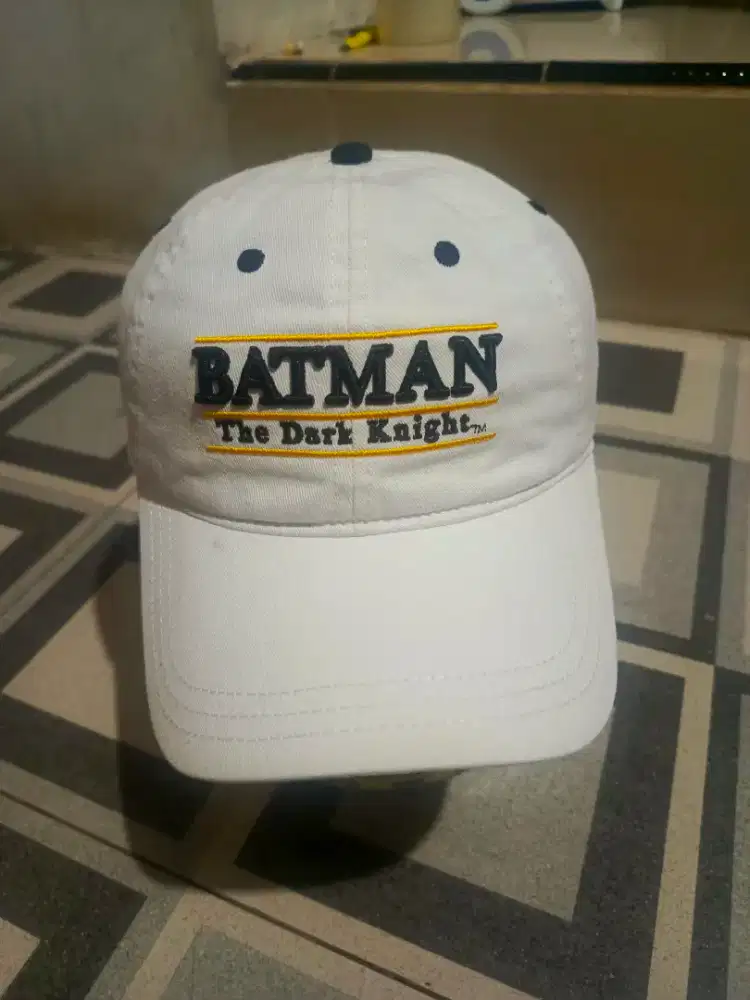 ​[RARE] Topi Batman The Dark Knight x Six Flags Original DC Comics