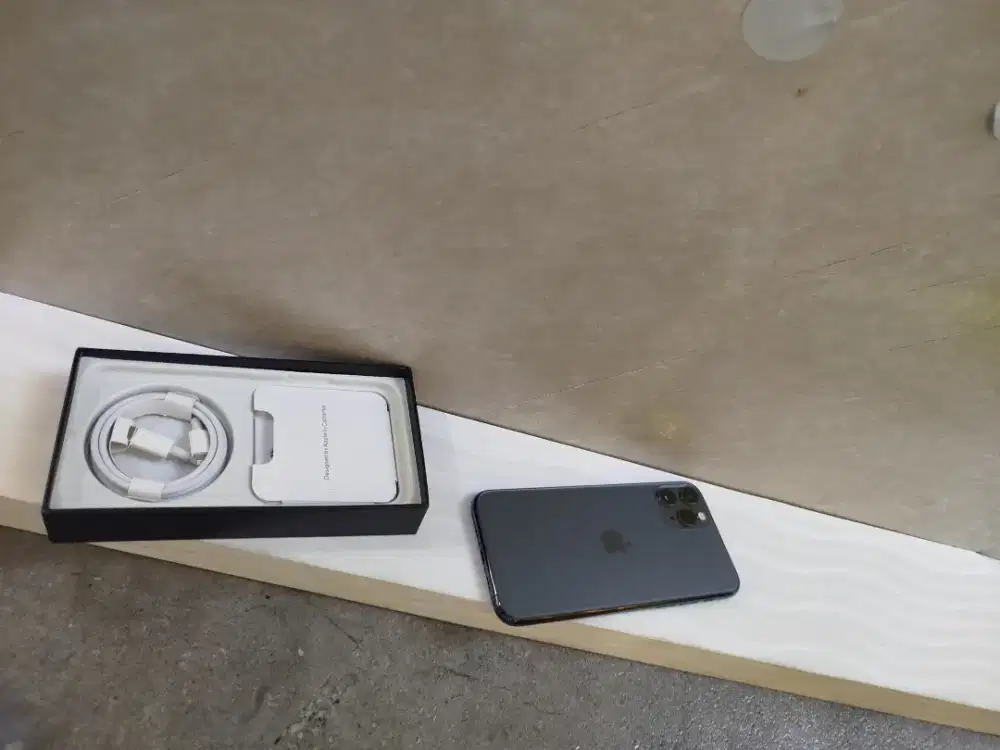 iPhone 11 pro 256gb jalur full sett