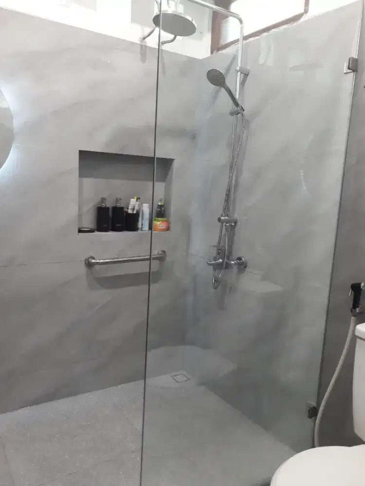 Tukang Pasang Quadra, Marmer, Granit. Kontraktor Bangun Rumah Mewah