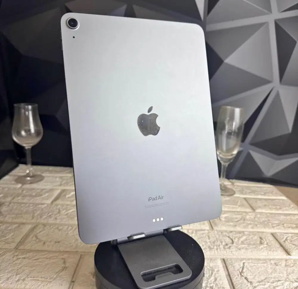 iPad Air 5 64GB Garansi Resmi iBox Desember 2026 BH 100%