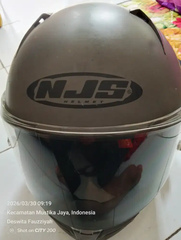 di jual helm motor merek NJS